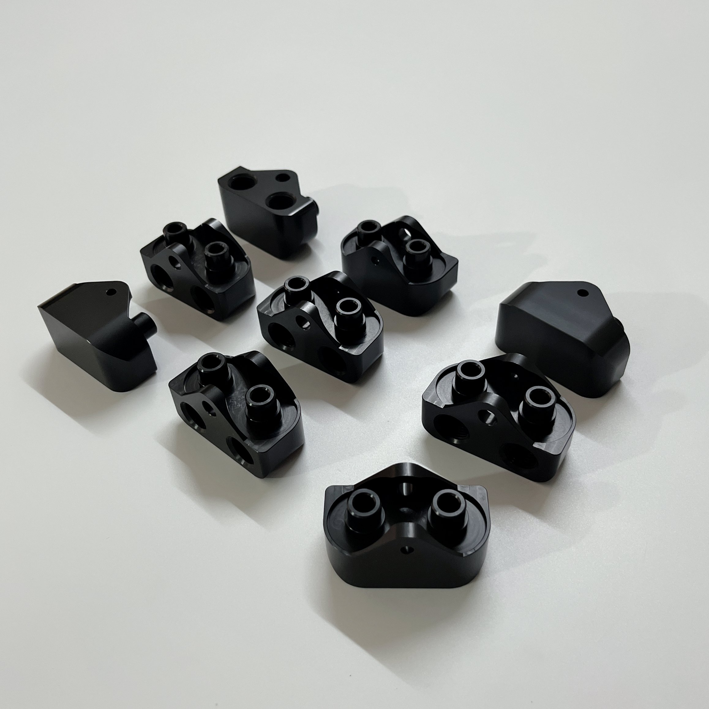 Brakes CNC Machining Service Black Aluminium Anodised for IBooster Master Cylinder Adaptor